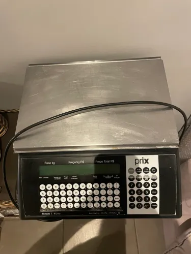 Balança etiquetadora Toledo 