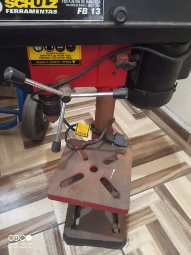 Furadeira de Bancada 