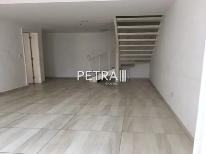 Sobrado Em Condominio 2 Dormitorios 2 Vagas Jd. Sarah