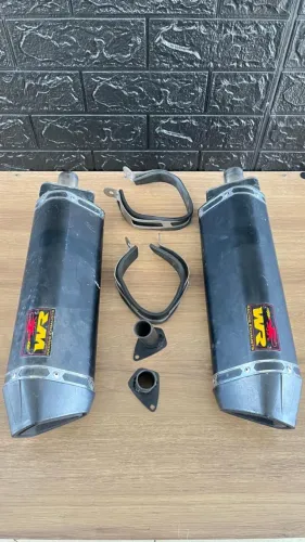 Peças P/ Triumph Speed Triple 1050 - 2006
