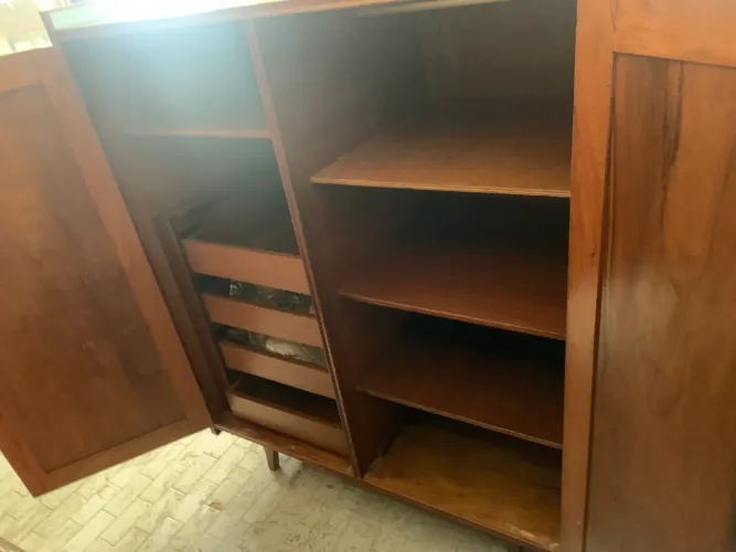 Guarda Roupa anos 70 Peroba do Campo maçica