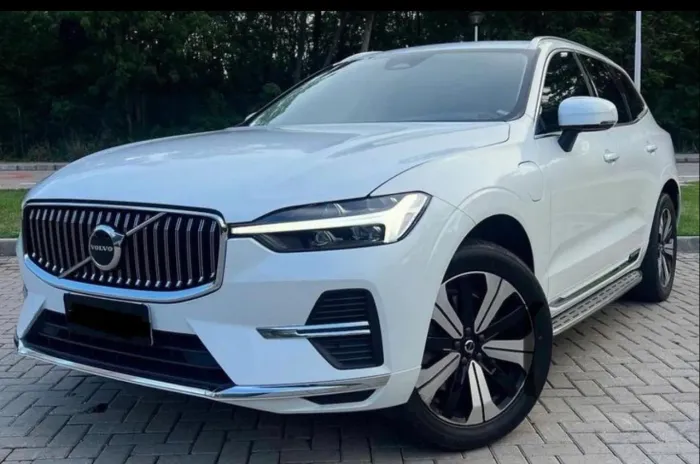 Volvo XC-60 T-8 Plus 2.0 AWD (híbrido) 2023