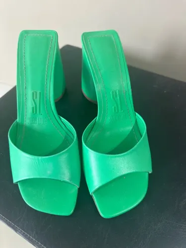 Sandália Verde Santa Lolla