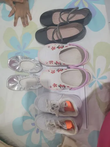 Desapega roupas e calcados infantis feminino 