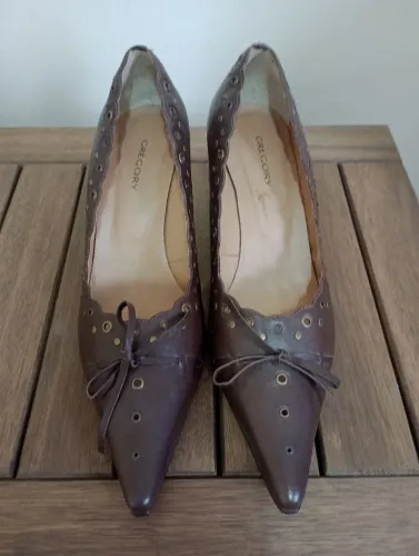Sapatos Gregory em Couro Marrom