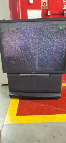 TV Sony Tubo projetor l8nda funcionamento sou da zn lauzane paulista sp capital 