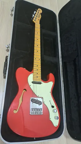 Guitarra Telecaster Tagima T484 - F-hole - caps Sergio Rosar