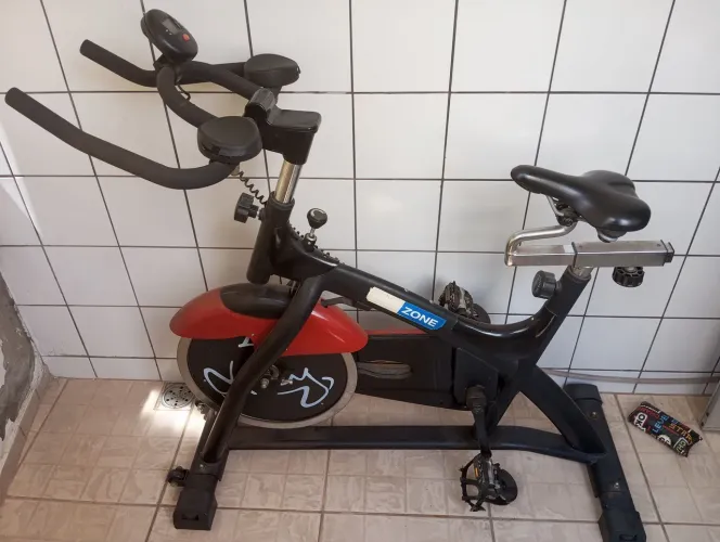 Bicicleta Spinning Life Zone