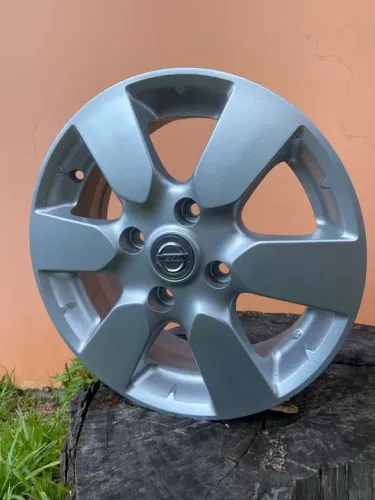 Rodas de liga leve originais Nissan Livina aro 15 semi-novas 