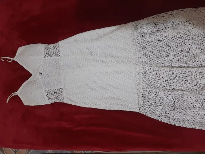 Vestido branco longo de renda lindo