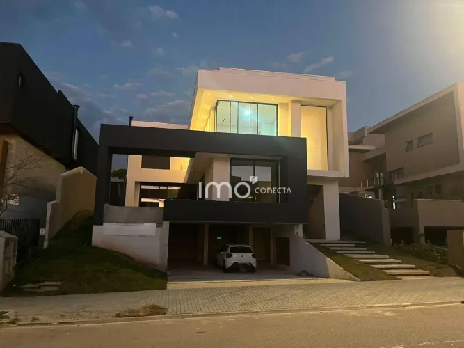 Vende se Casa no Condomínio Alphaville 1 São José dos Campos SP 4 suítes - 8 Vagas - Pisci