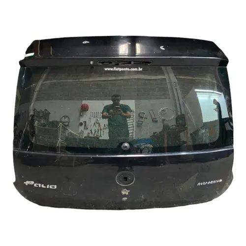 Tampa Traseira C/ Vidro Fiat Novo Palio 2013 2014 2015 2016