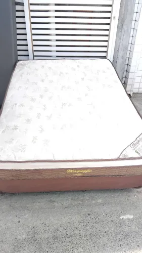 Cama de casal 
