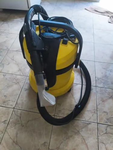 Extratora de sujeira Karcher SE 4001 - limpeza Colchão, estofados, sofás, tapetes, etc