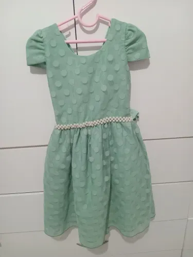 Vestido infantil  de festa verde oliva.