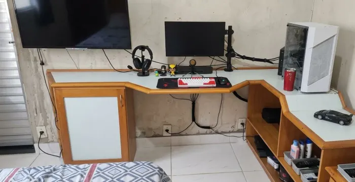 MESA EM L