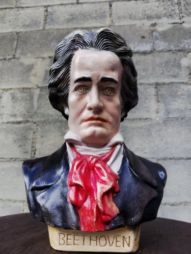 Obra de Arte - Beethoven ano 1974 Assinado Gesso