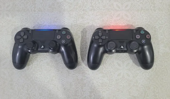 Lote controle de ps4 - Playstation 4