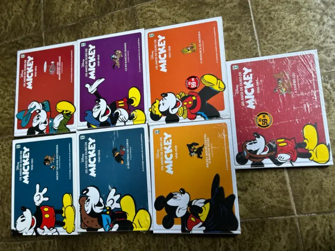 Diversos números dos Anos de Ouro do Mickey (vendo separado e coloquei os preços)