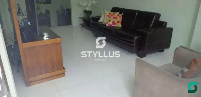 Inhaúma | Casa de Condomínio 3 quartos, sendo 1 suite