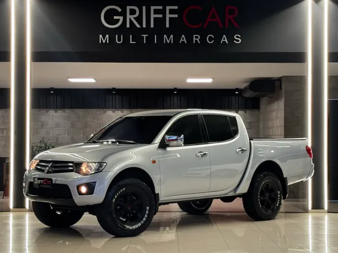 Mitsubishi L200 Triton HPE 3.2 CD TB Int.diesel MEC 2012