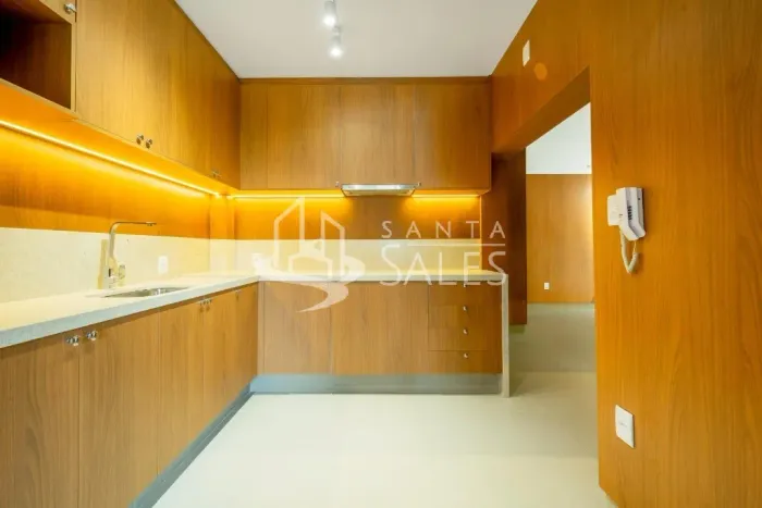 Apartamento à venda na Vila Nova Conceição, São Paulo-SP: 2 quartos, 1 suíte, 84m² e garag