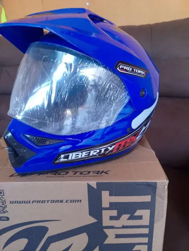 Capacete novo tamanho 60