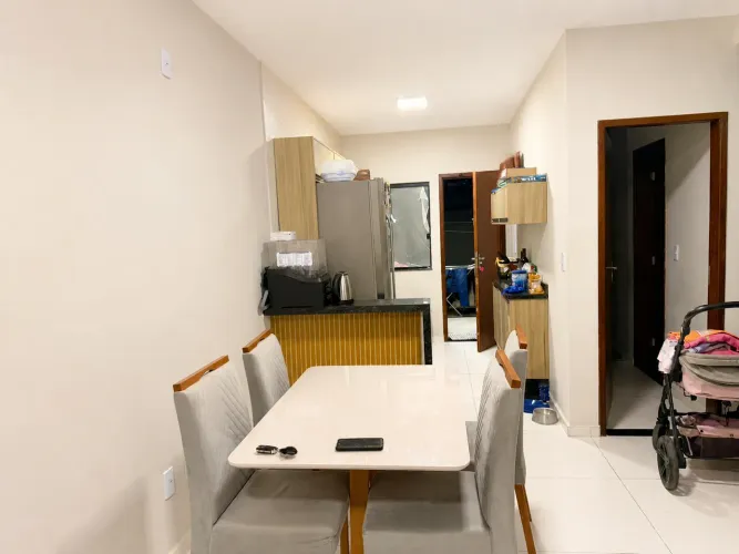 Casa com 2 quartos sendo 1 suíte à venda no bairro Arvoredo em Pinheiral/RJ.