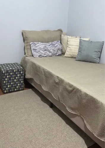 CAMA BOX SOLTEIRO - perfeito estado )