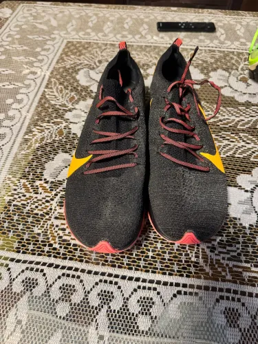 Tênis Nike zoom muito novo 