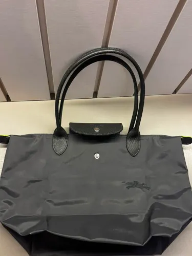 Bolsa longchamp lepliage tamanho M