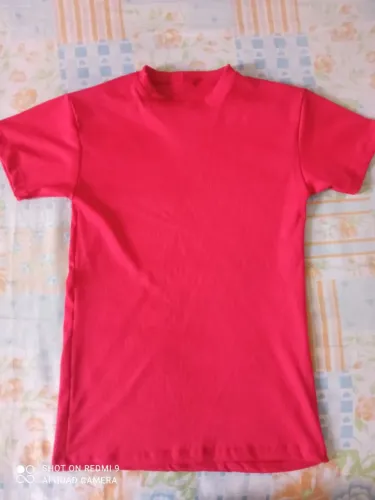 Vendo Camiseta canelada