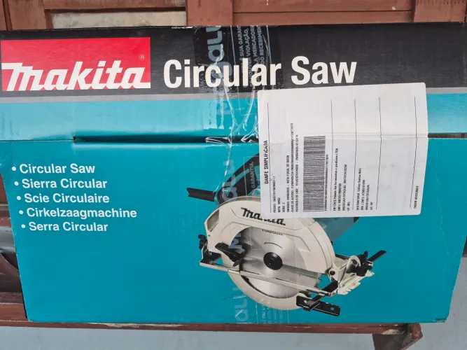 Serra Circular Makita Hs7010 nunca usada