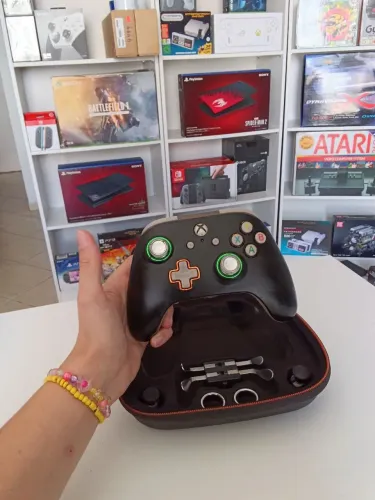 Vendo Controle Power A FUSION Xbox One Semi novo
