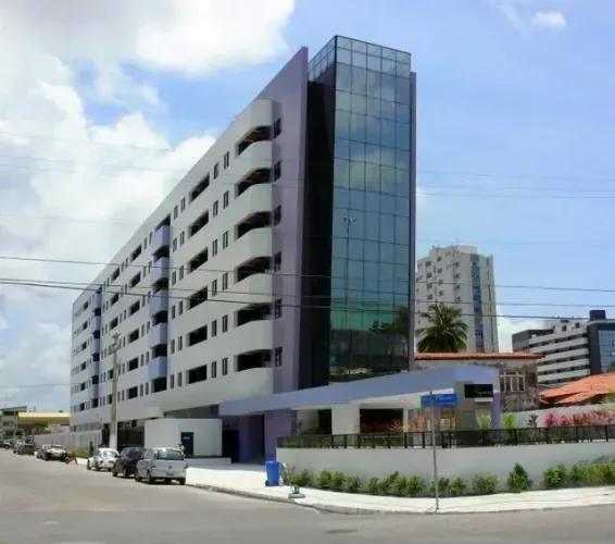Imóvel para venda com 39 metros quadrados com 1 quarto em Pajuçara - Maceió - AL