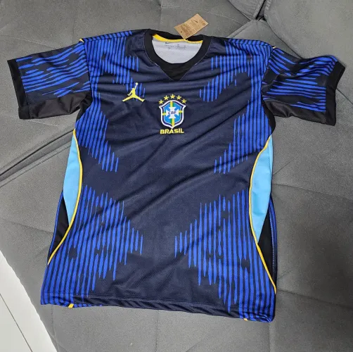 Camisa do Brasil 1°linha, tamanho M 