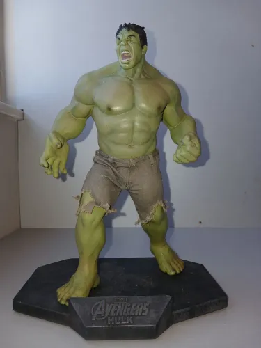Estátua Hulk The Avengers 1/10 Art Scale - Iron Studios USADA