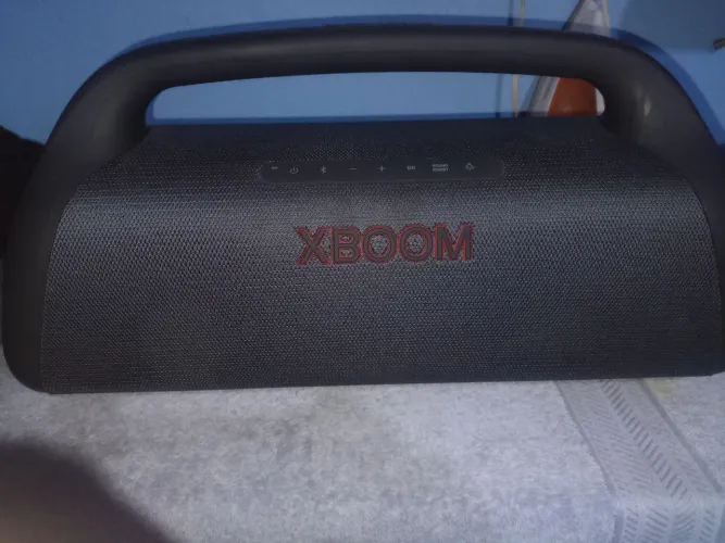 LG xboom go xg9