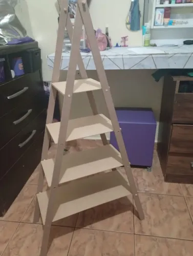 Estante escadinha