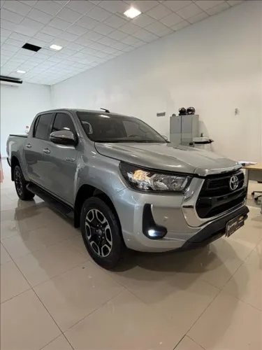 Toyota Hilux CD SRV 4X4 2.8 TDI Diesel Aut. 2021