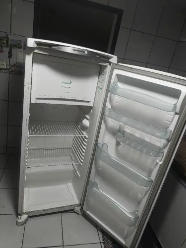 Geladeira em ótimo estado