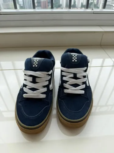 tênis masculino Vans azul marinho skate n. 41