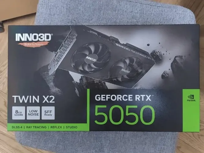 Placa de Vídeo Geforce RTX 5050 INNO3D Twin X2 8gb - Lacrada