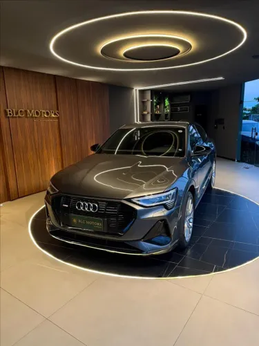Audi E-Tron Sportb. Perf.black Aut.(elétrico) 2022