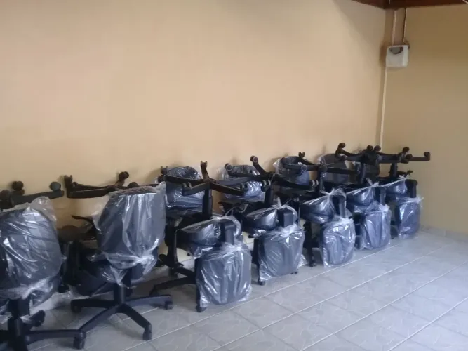 15 Cadeiras giratória flexform NR17