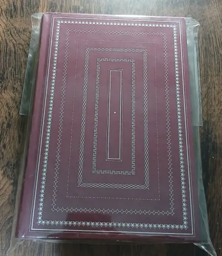 Livro O Sino e o Relógio-Uma Antologia do Conto Romântico Brasileiro (Carambaia, seminovo)