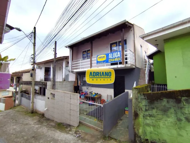Casa piso superior com 3 dormitórios para alugar, 56 m² por R$ 2.533/mês - Servidão meu Ca