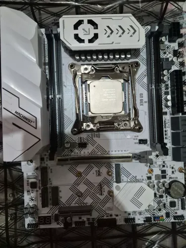 Kit Placa Mãe X99 branca + Xeon E5-2680 V4