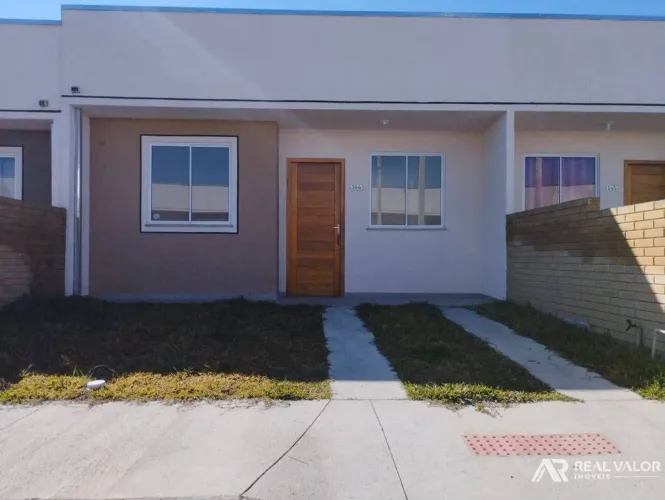 Casa para Locação em Condomínio com 02 Dormitórios no Bairro Estados em Fazenda Rio Grande