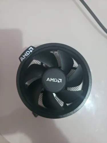 Cooler AMD